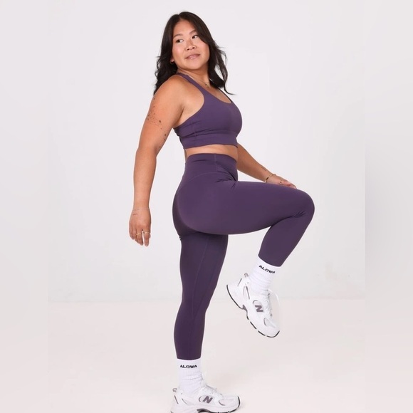alowa Pants - ALOWA SET Sport bra/Leggings grape 🍇 color size Small